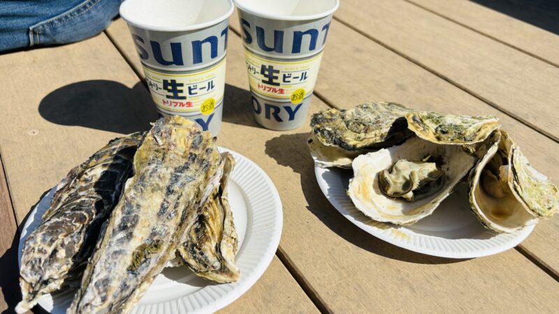SAKURAフードコートで購入した宮崎産真牡蠣