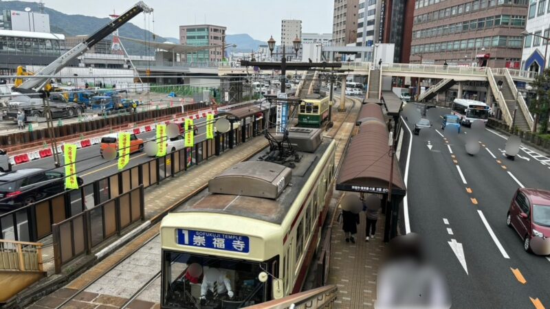 長崎駅前の路面電車の乗り場