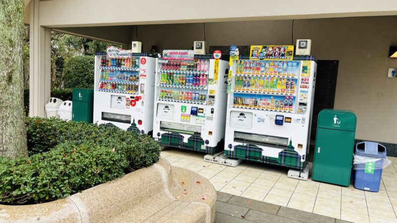 旧長崎高商表門衛所の近くにある自動販売機