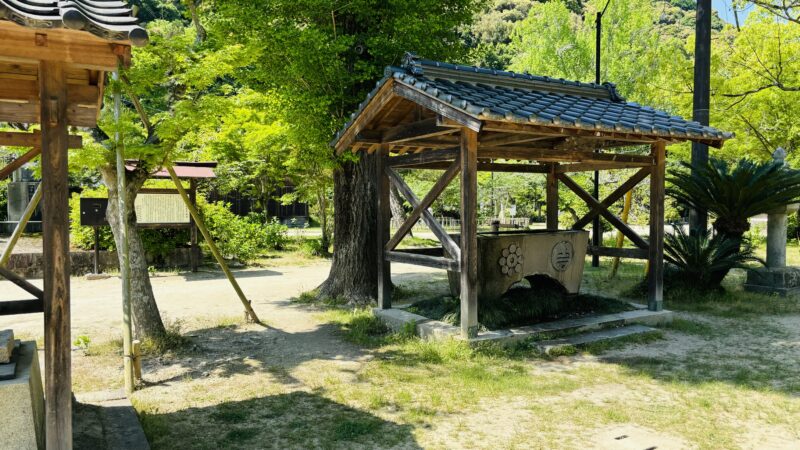 吉香神社の手水舎