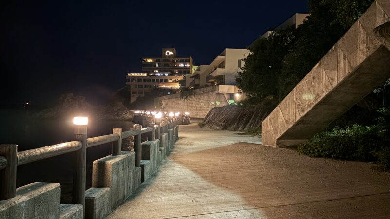 夜の新和歌浦観光遊歩道