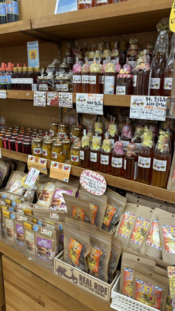 島の駅みやこ本店で販売されている宮古島産はちみつなど