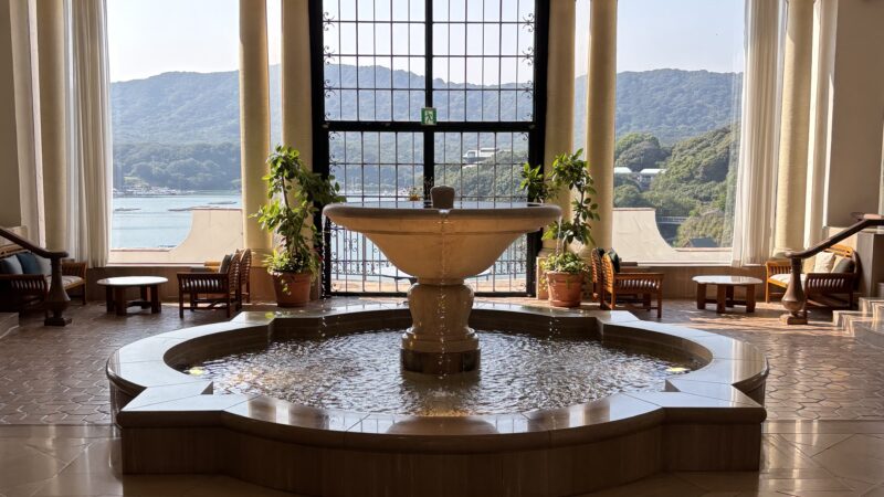 都リゾート志摩ベイサイドテラスのロビーにある噴水