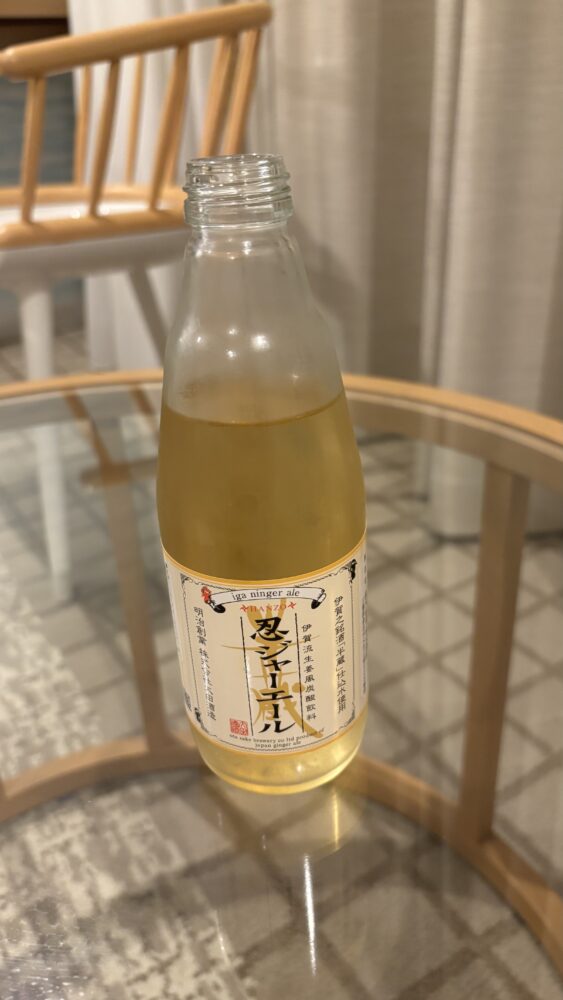 都リゾート志摩ベイサイドテラスの売店で買った忍ジャーエール